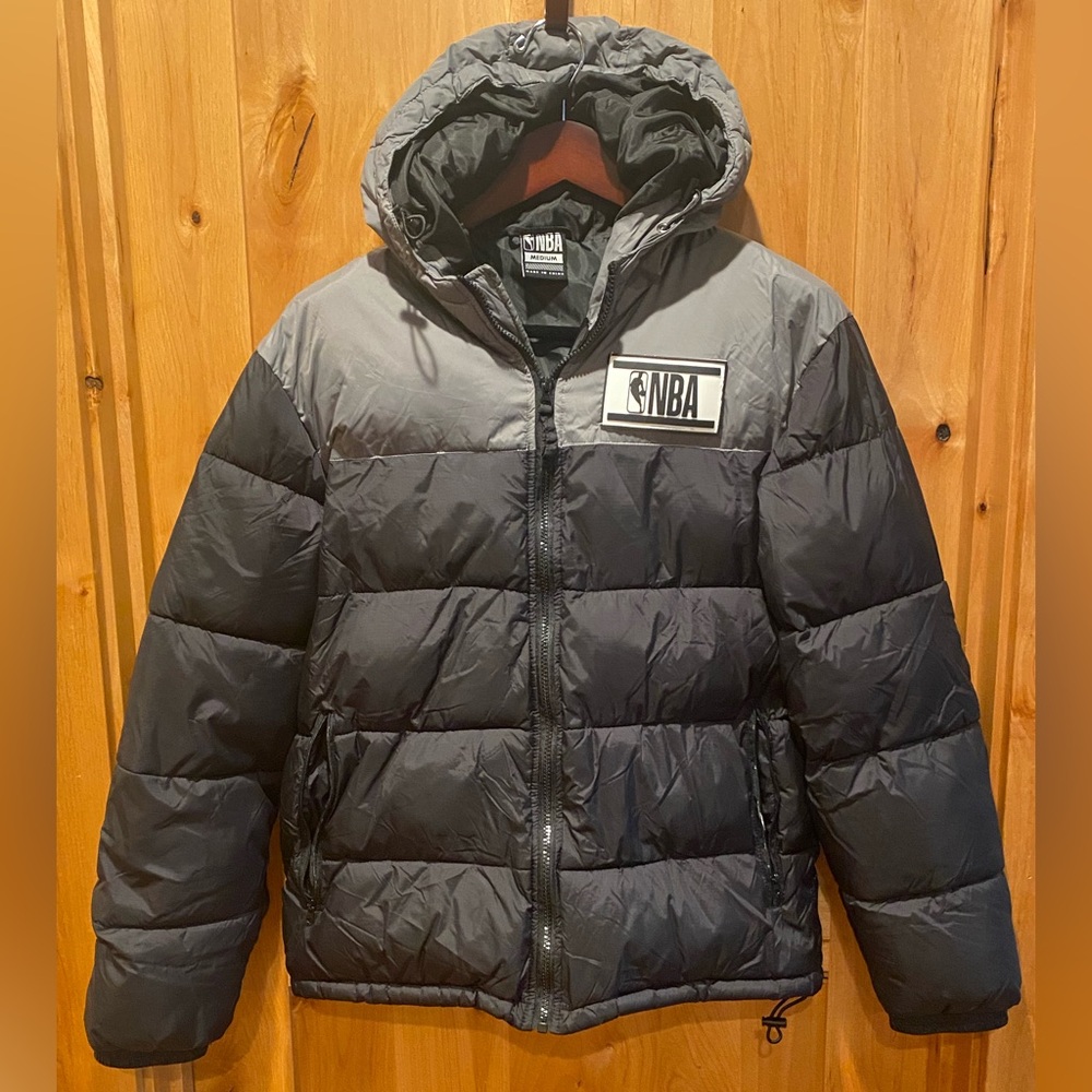 NBA adult size M medium. See pics Black Puffer Jacket, unisex